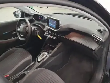 Photo 12 Peugeot 208  1.2 PureTech 100ch S&S Style EAT8