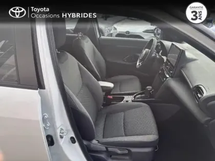 Photo 5 Toyota Yaris  Cross 116h Design Pack Cargo 2025