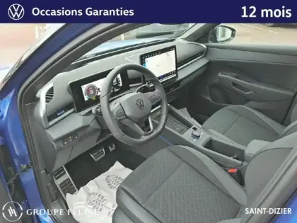 Photo 12 Volkswagen T-roc  1.5 eTSI 150ch R-Line DSG7