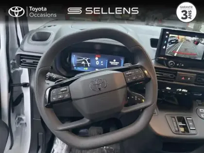 Photo 8 Toyota Proace  CITY Medium 130 D-4D Start BVA MY25