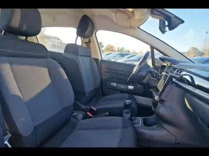 Photo 9 Citroën C3  1.2 PureTech 83ch S&S Shine