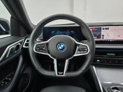 Photo 13 BMW I4  eDrive40 340ch M Sport