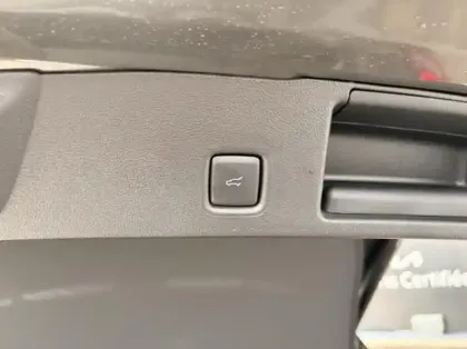 Photo 10 Ford Kuga  2.5 Duratec 180ch Hybrid FlexiFuel ST-Line X Powershift