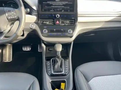 Photo 10 Hyundai Ioniq  Plug-in 141ch Executive