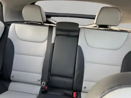 Photo 12 Hyundai Ioniq  Plug-in 141ch Executive