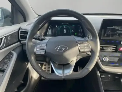 Photo 11 Hyundai Ioniq  Plug-in 141ch Executive