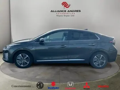 Photo 1 Hyundai Ioniq  Plug-in 141ch Executive