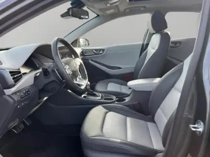 Photo 8 Hyundai Ioniq  Plug-in 141ch Executive