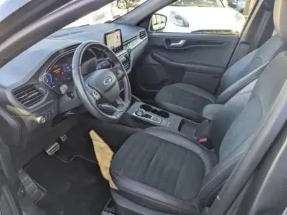 Photo 6 Ford Kuga  2.5 Duratec 190ch FHEV ST-Line X BVA i-AWD