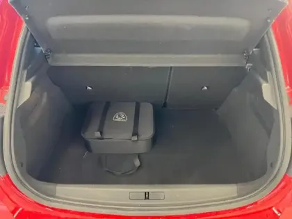 Photo 8 Peugeot 208  e- 136ch GT