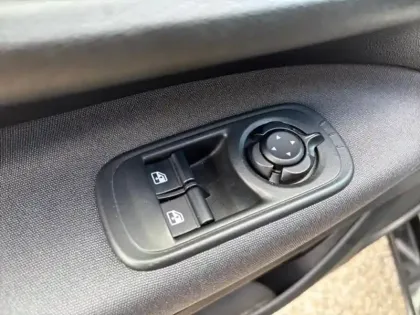 Photo 14 Fiat 500  e 118ch Icône