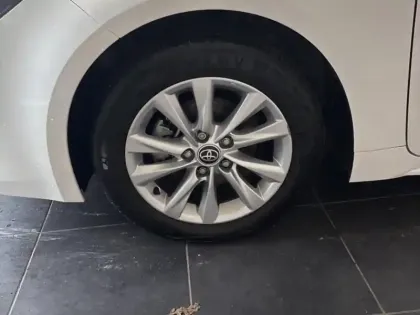 Photo 3 Toyota Corolla  1.8 140ch Dynamic MY24