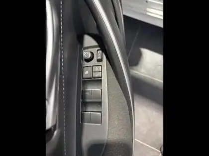 Photo 13 Toyota Corolla  1.8 140ch Dynamic MY24