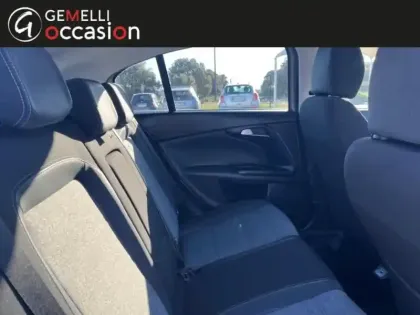 Photo 7 Fiat Tipo  Cross 1.6 MultiJet 130ch S/S Plus