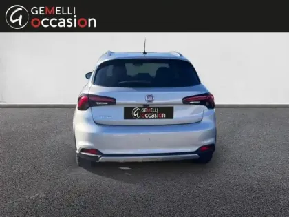 Photo 14 Fiat Tipo  Cross 1.6 MultiJet 130ch S/S Plus