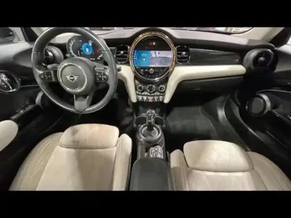 Photo 7 Mini Mini  Cooper 136ch Edition Premium Plus BVA7