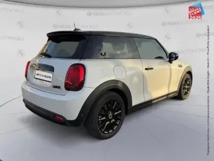 Photo 5 Mini Mini  Cooper SE 184ch Edition Premium BVA 5CV Siege chauf Camera