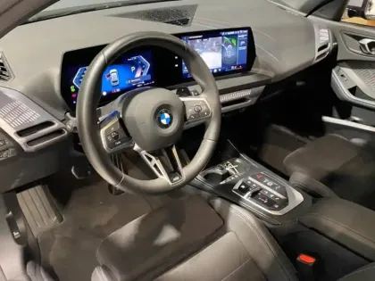 Photo 7 BMW Serie 1 Série 1 120A 170ch M Sport DKG7