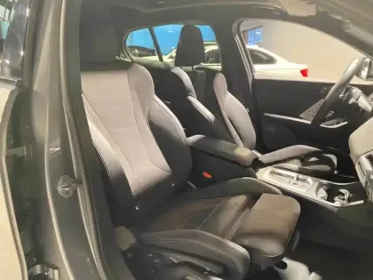 Photo 14 BMW Serie 1 Série 1 120A 170ch M Sport DKG7