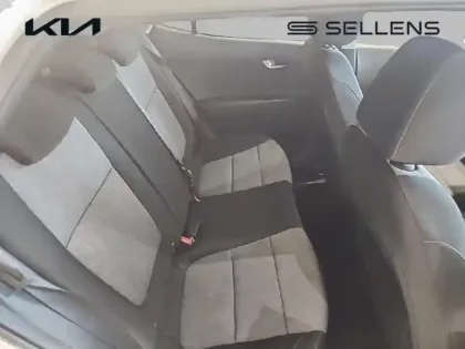 Photo 6 Kia Stonic  1.0 T-GDi 115ch MHEV Active DCT7