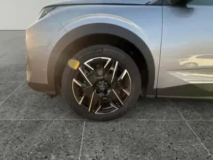 Photo 13 Peugeot 3008  1.2 Hybrid 136ch Allure e-DCS6