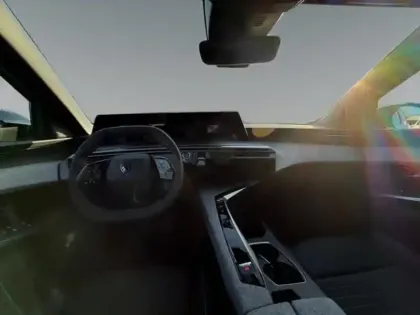 Photo 12 Peugeot 3008  1.2 Hybrid 136ch Allure e-DCS6