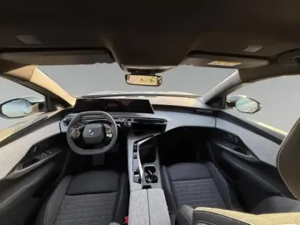 Photo 11 Peugeot 3008  1.2 Hybrid 136ch Allure e-DCS6