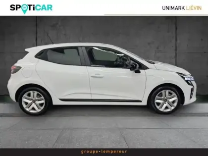 Photo 3 Renault Clio  1.6 E-Tech 145ch full hybrid Evolution - 24