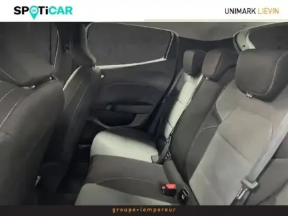 Photo 10 Renault Clio  1.6 E-Tech 145ch full hybrid Evolution - 24