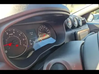 Photo 8 Dacia Duster  1.0 ECO-G 100ch Extreme 4x2