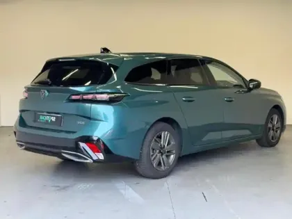 Photo 4 Peugeot 308  SW 1.2 PureTech 130ch S&S Allure