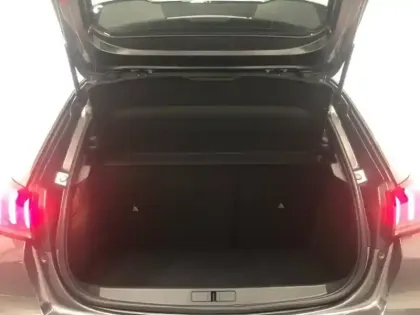 Photo 4 Peugeot 208  1.2 PureTech 100ch S&S GT EAT8