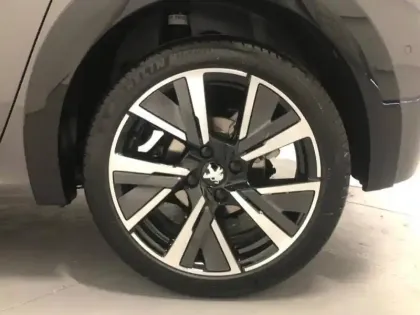 Photo 3 Peugeot 208  1.2 PureTech 100ch S&S GT EAT8