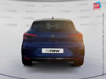 Photo 6 Renault Clio  1.6 E-Tech 145ch full hybrid Techno - 24 Camera GPS