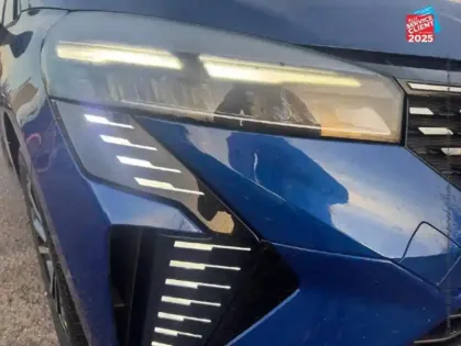 Photo 12 Renault Clio  1.6 E-Tech 145ch full hybrid Techno - 24 Camera GPS