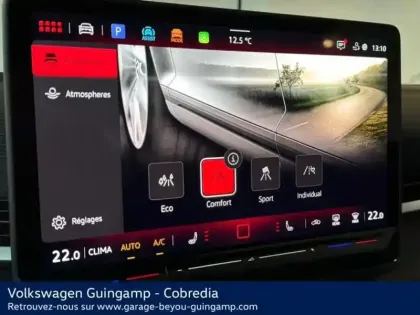 Photo 14 Volkswagen T-roc  1.5 eTSI 150ch R-Line DSG7