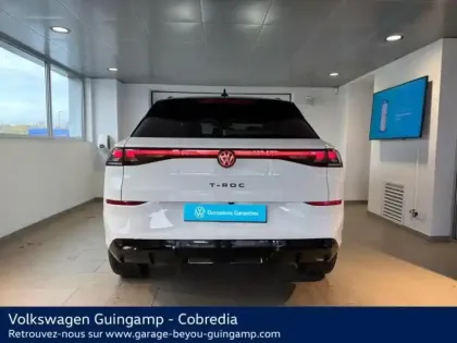 Photo 6 Volkswagen T-roc  1.5 eTSI 150ch R-Line DSG7