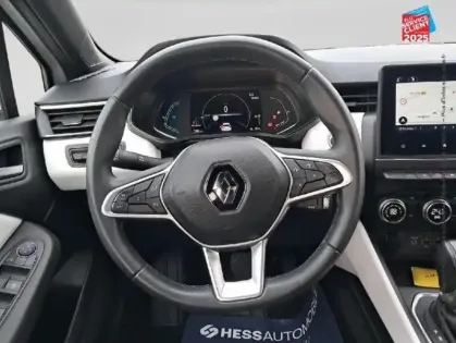 Photo 11 Renault Clio  1.6 E-Tech hybride 140ch Intens -21N