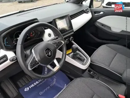 Photo 14 Renault Clio  1.6 E-Tech hybride 140ch Intens -21N