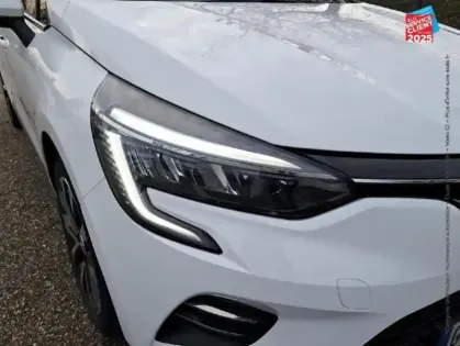 Photo 12 Renault Clio  1.6 E-Tech hybride 140ch Intens -21N