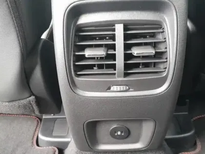 Photo 11 Ford Kuga  2.5 Duratec 180ch Hybrid FlexiFuel ST-Line X Powershift