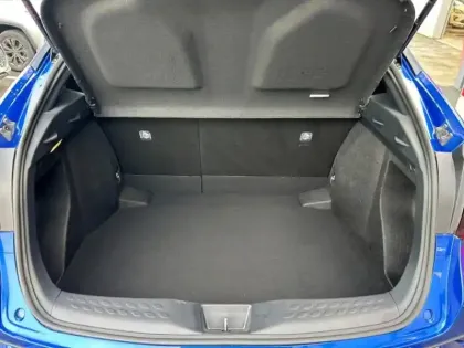 Photo 13 Toyota C-HR  122h Edition 2WD E-CVT MY22