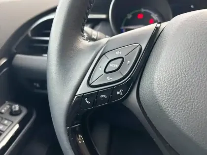 Photo 17 Toyota C-HR  122h Edition 2WD E-CVT MY22