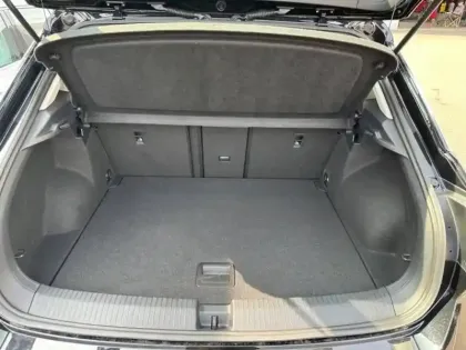 Photo 7 Volkswagen T-roc  1.0 TSI 110ch Life Plus