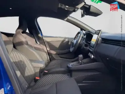 Photo 4 Renault Clio  1.6 E-Tech 145ch full hybrid esprit Alpine - 24 GPS