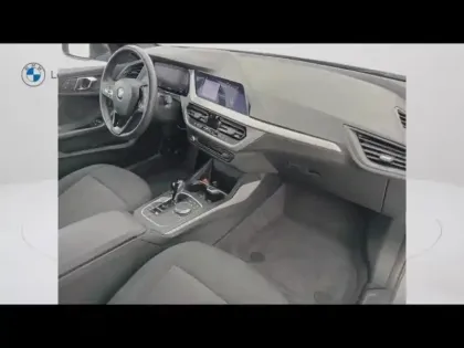 Photo 13 BMW Serie 1 Série 1 116dA 116ch Business Design DKG7
