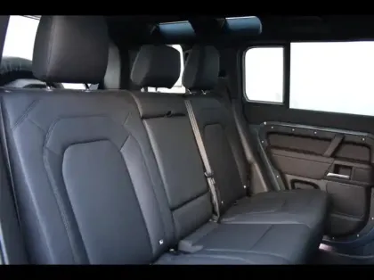 Photo 8 Land rover Defender  110 2.0 P300e PHEV Black Edition