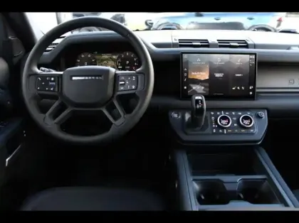 Photo 27 Land rover Defender  110 2.0 P300e PHEV Black Edition