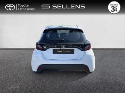 Photo 3 Toyota Yaris  116h Dynamic 5p MC24