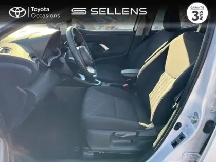 Photo 10 Toyota Yaris  116h Dynamic 5p MC24